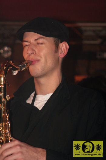 Rude + Visser (NL)  a.k.a. Mr. Review - Alte Kaffeeroesterei, Plauen 18. November 2005 (7).jpg